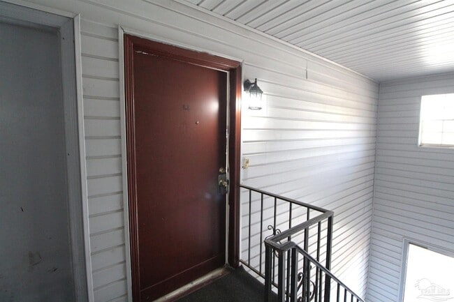 Building Photo - 10151 Guidy Ln