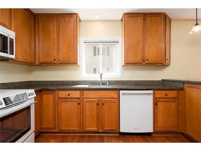 Building Photo - 6459 Regency Ln