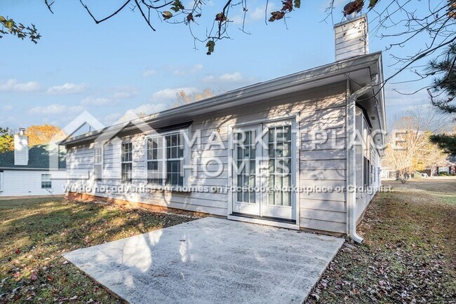 Building Photo - 10143 Deep Creek Dr