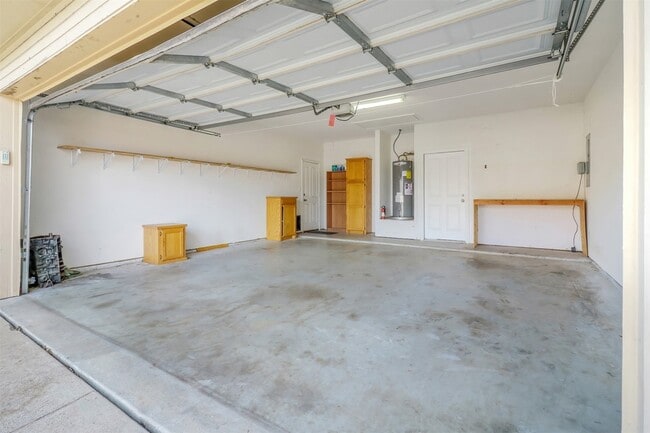 Building Photo - 102 Whipperwill Way