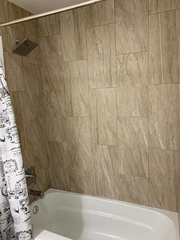 Building Photo - 4710 E Portland St