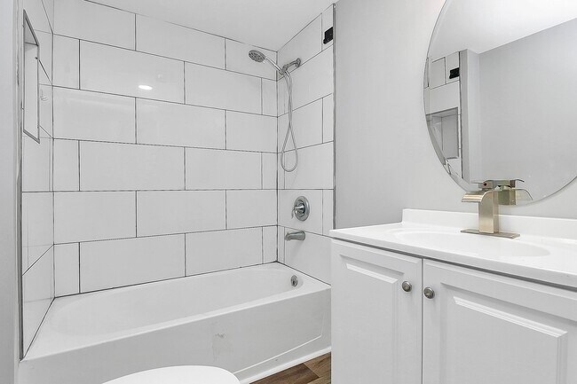 Building Photo - 4023 Brown Dr