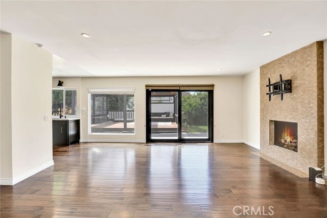 Building Photo - 454 Mt Carmel Dr