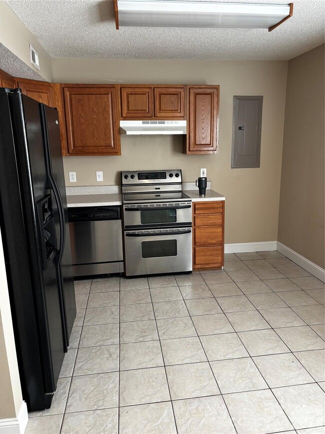 Building Photo - 5906 E North Carolina 150 Hwy