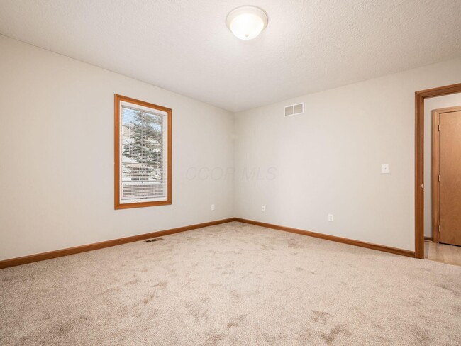 Building Photo - 532 Radcliff Dr