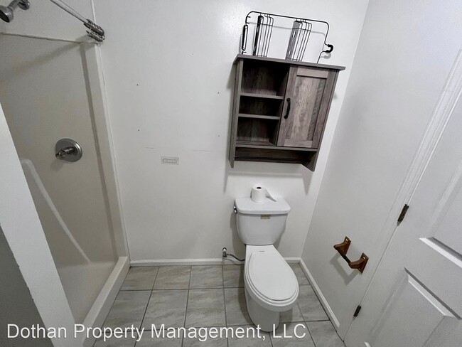 Building Photo - 3 br, 2 bath House - 109 N Broadway St