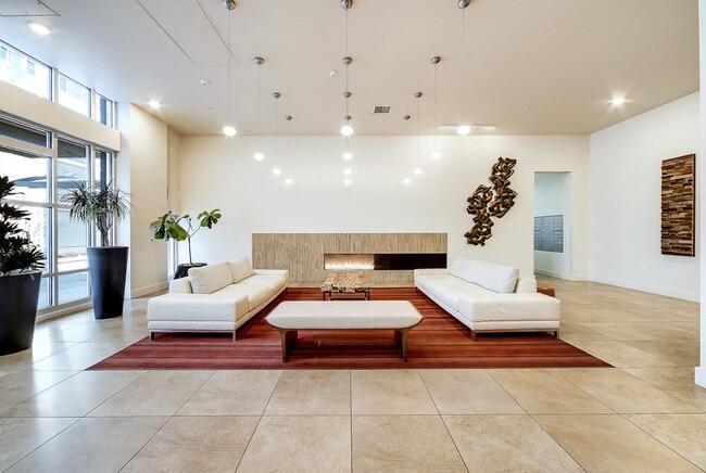 Building Photo - The Enclave