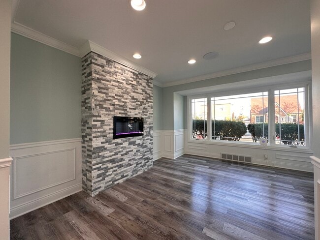 Building Photo - 9318 S Aberdeen St