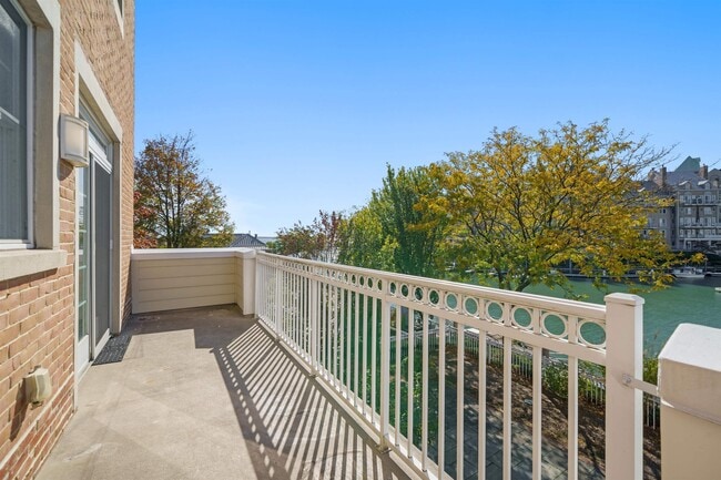 Building Photo - 1 Intrepid Pl