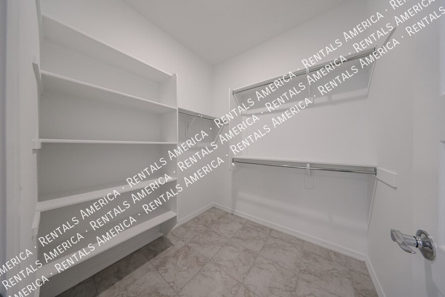 Building Photo - 25426 N 148th Dr