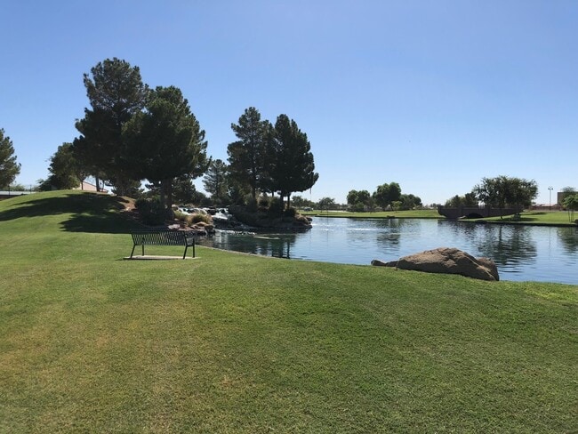 Building Photo - Massive 4 bedroom- 3 car garage- Large loft- Maricopa