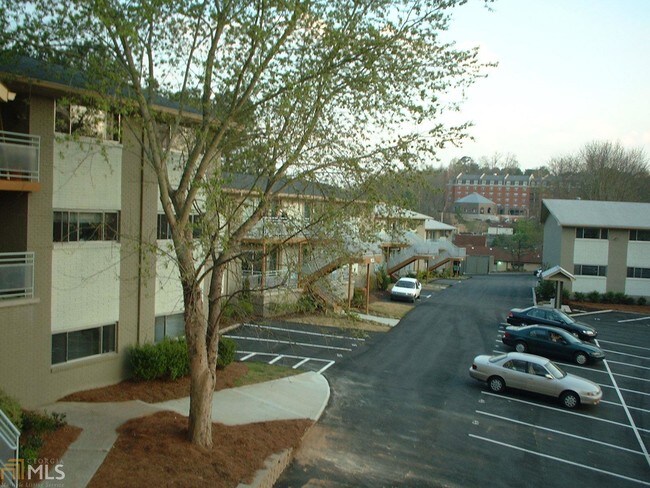 Building Photo - 3046 Briarcliff Rd NE