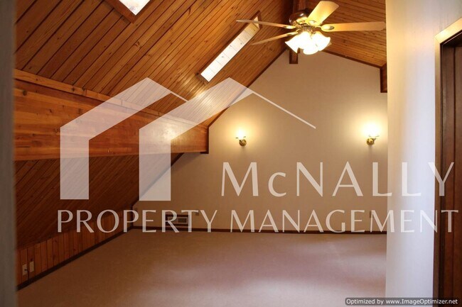 Building Photo - Wonderful 3-Bedroom Lindal Home on 5 Acres in Artondale