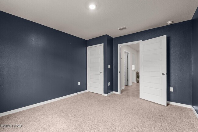 Building Photo - 6416 Bellavia Ln