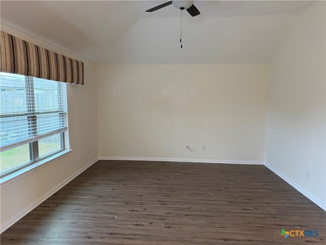 Building Photo - 8016 Bridgepointe Dr