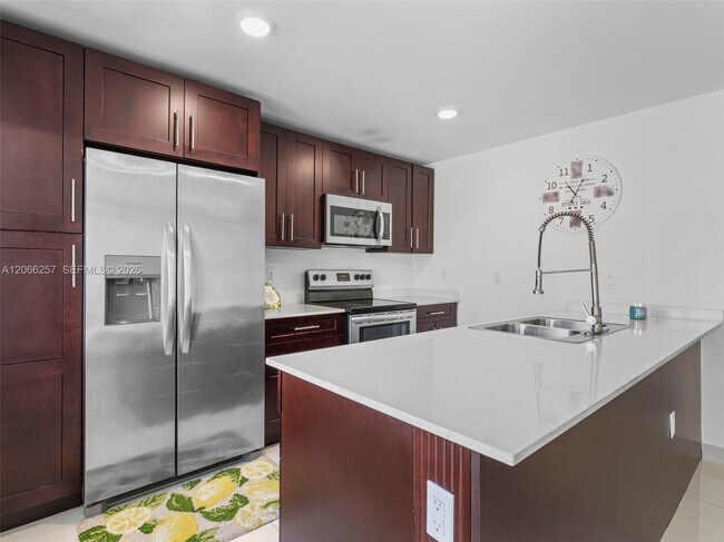 Building Photo - 13949 SW 259th Way