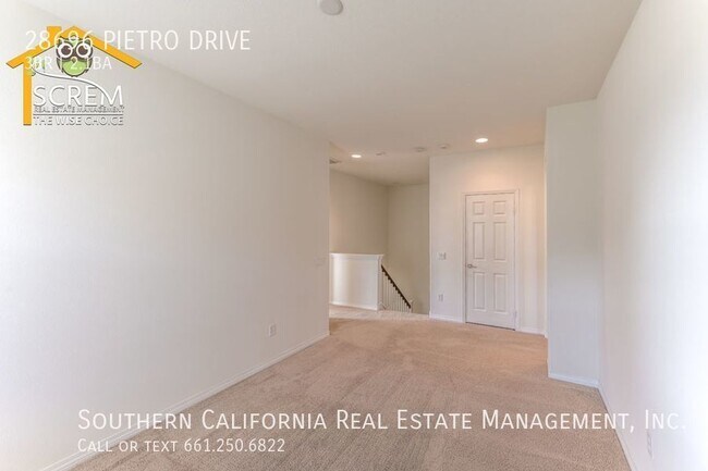 Building Photo - West Creek Townhome with 3 Bedrooms and Lo...