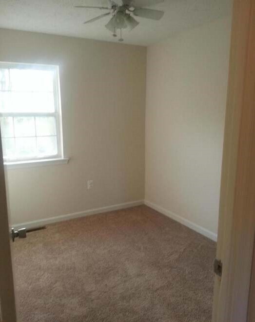 Building Photo - 21822 Ronald Dr