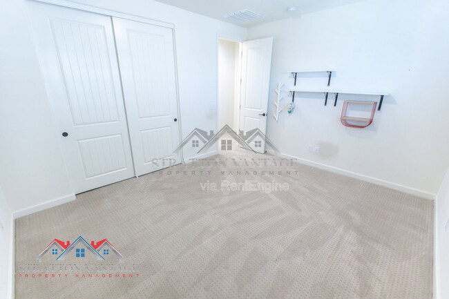 Building Photo - 959 W Zion Pl