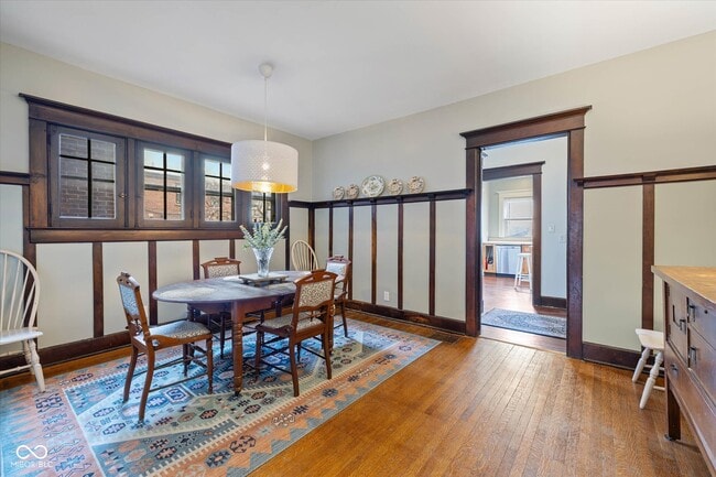 Building Photo - 963 Woodruff Pl W Dr