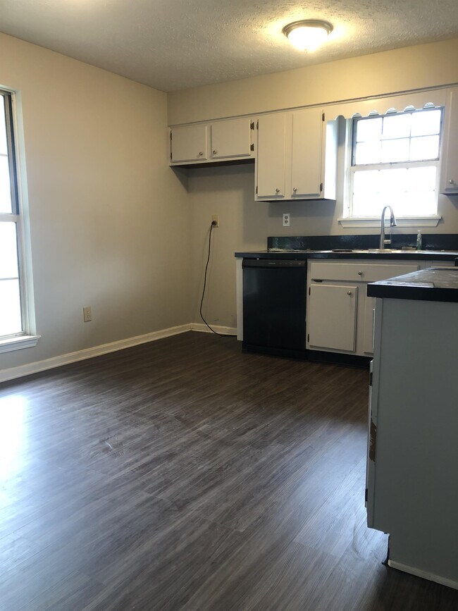 Building Photo - 5004 Winding Spring Pl