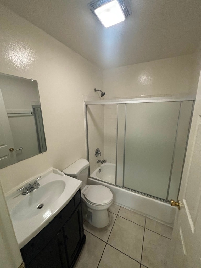 Building Photo - 132 E 79th St