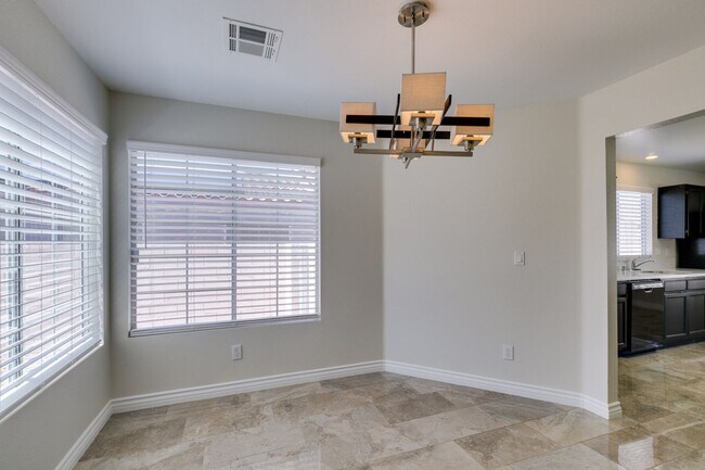Building Photo - 434 Viewmont Dr