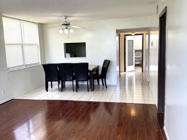 Building Photo - 6870 Royal Palm Blvd