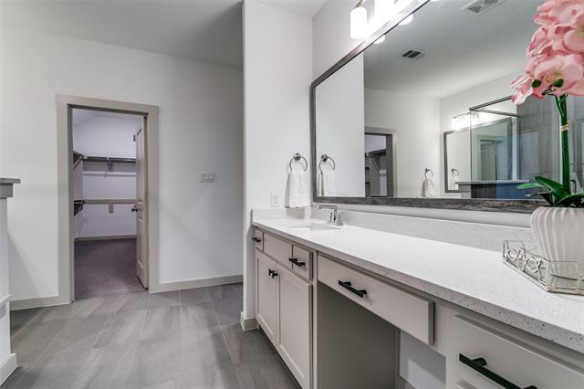 Building Photo - 253 McConathy Wy