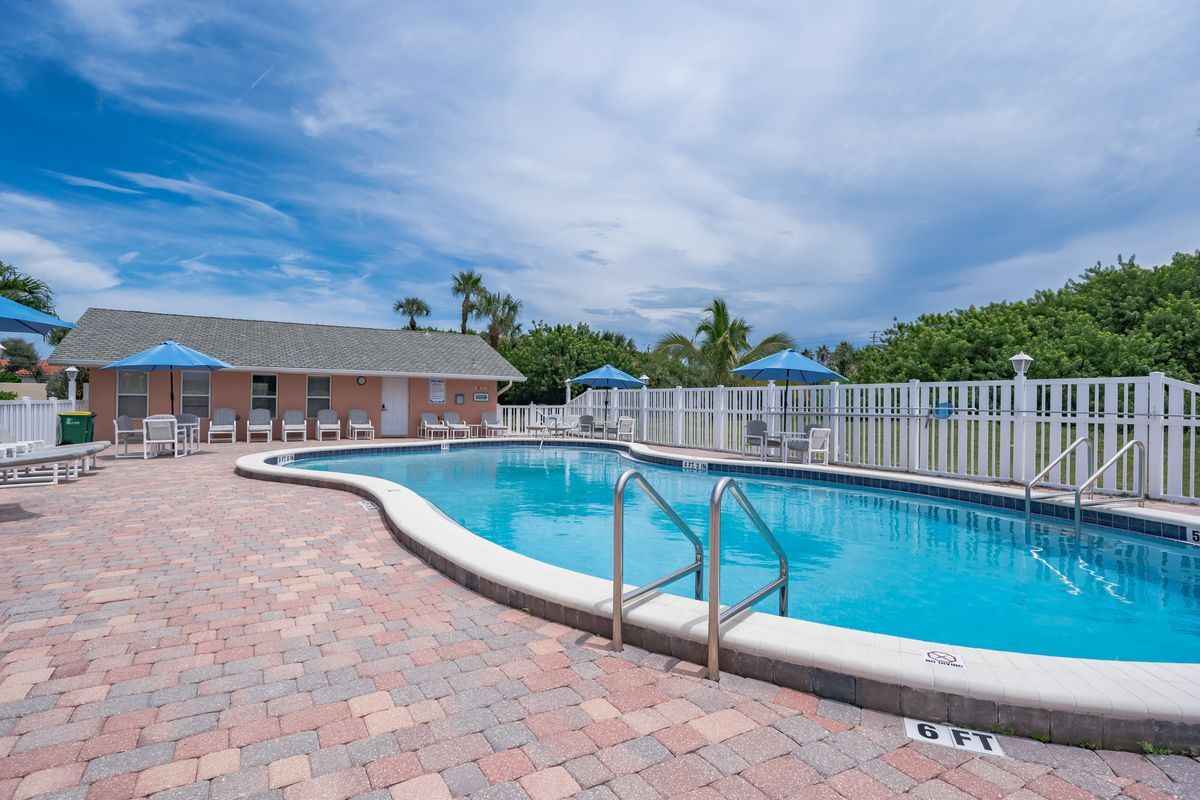 Building Photo - 177 Casseekee Trail