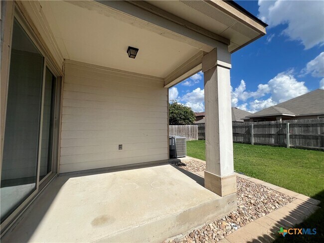 Building Photo - 2022 Shire Meadows