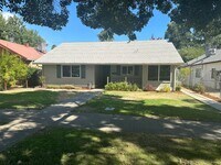 Building Photo - 17north