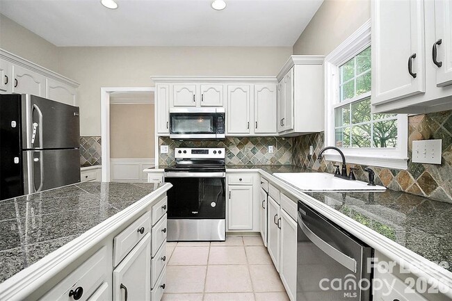 Building Photo - 8609 Walsham Dr