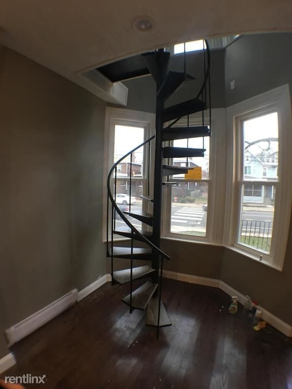 Building Photo - 531 N Negley Ave