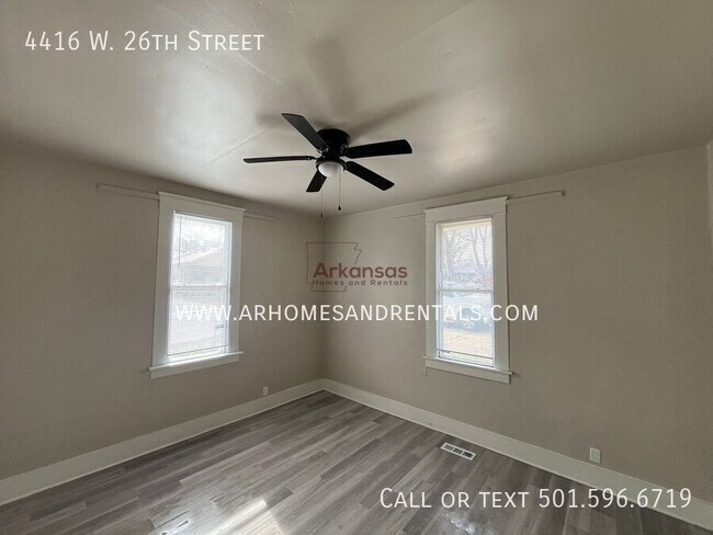 Building Photo - 4416 W 26th St