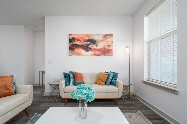 Building Photo - 5775 Sunrise Wy