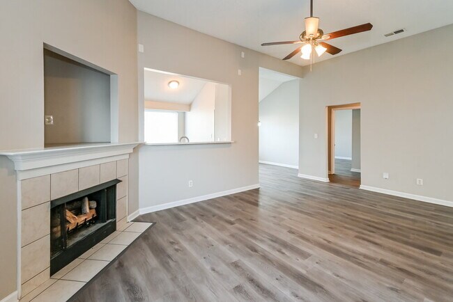 Building Photo - 9044 Snow Drift Ln