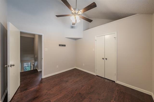 Building Photo - 6402 Valleybrooke Ct
