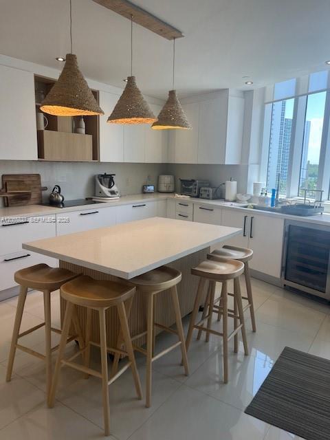 Building Photo - 15901 Collins Ave
