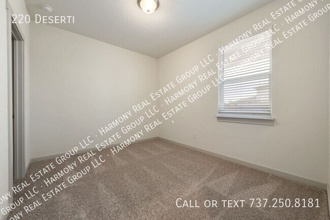 Building Photo - 220 Deserti-