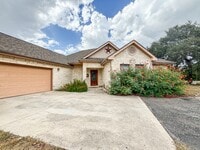 Building Photo - 1211 Flaman Rd