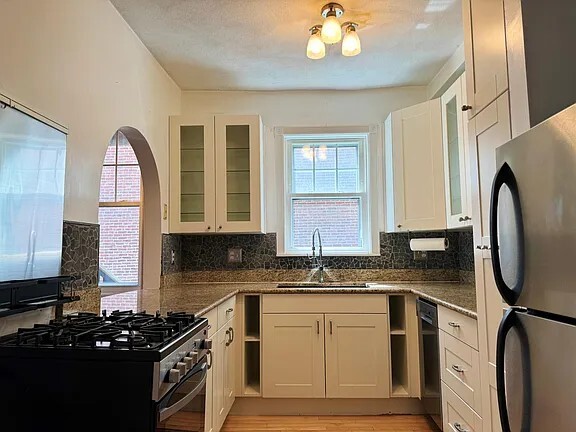 Kitchen - 22 Pembroke St