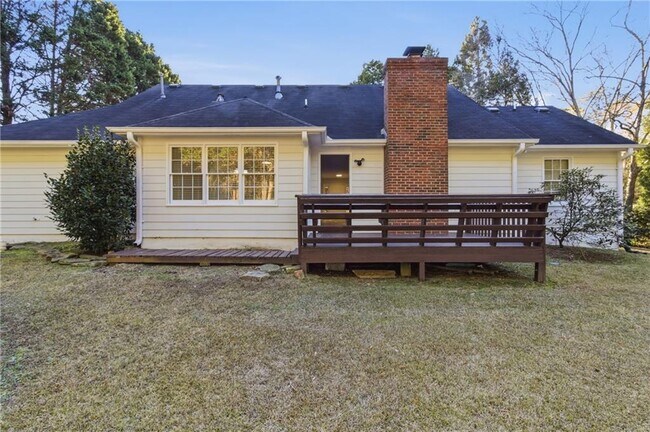 Building Photo - 2110 Meadow View Ct