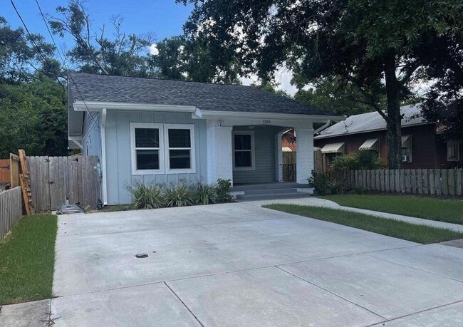 Building Photo - 1106 W Gregory St