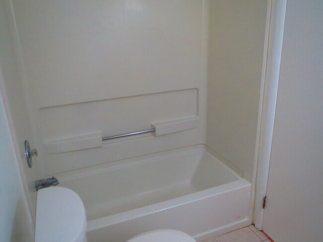 Building Photo - 5933 Blossman Rd