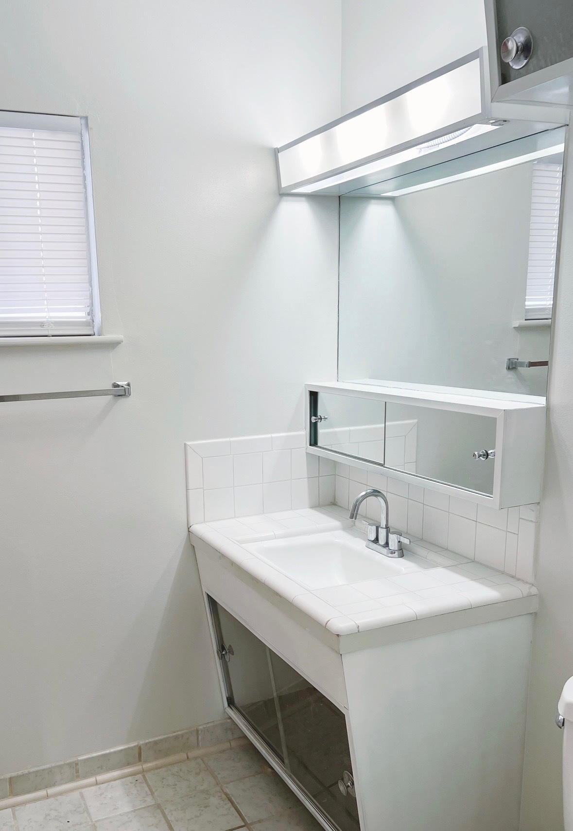 Bathroom Sink - 2512 Drake St