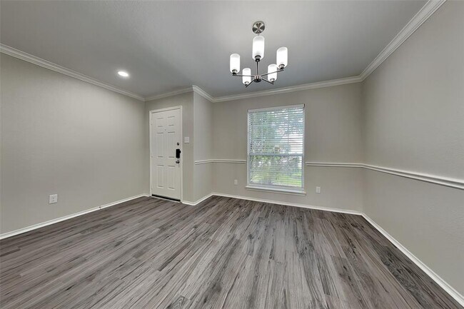 Building Photo - 3207 Trail Hollow Dr