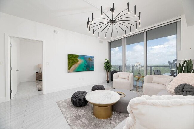 Building Photo - 16385 Biscayne Blvd