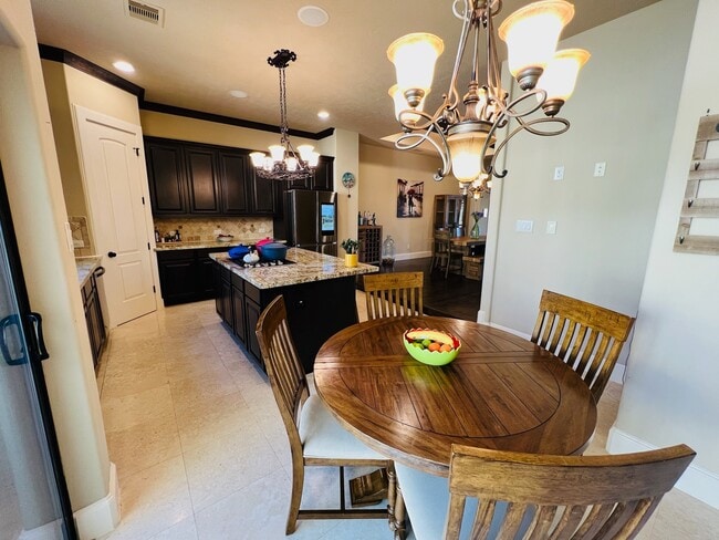 Building Photo - 4310 Floyd St