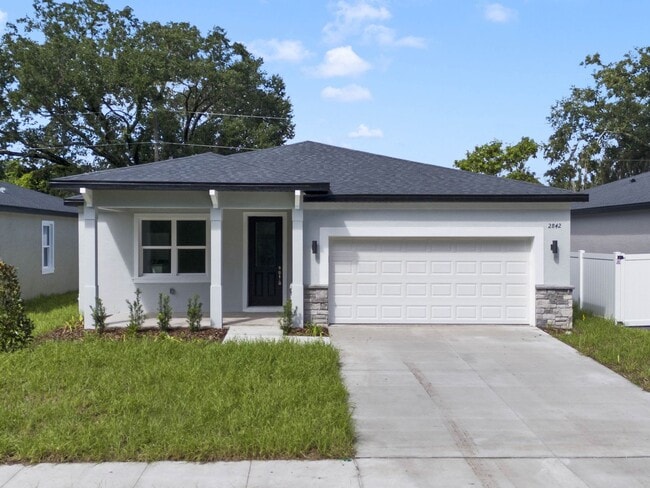 Building Photo - Available Now! 2024 Built 4/2 Single Family Home for Rent!